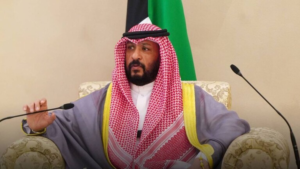 إحالة طلال الخالد وزير الداخلية الكويتي السابق إلى محكمة الوزراء